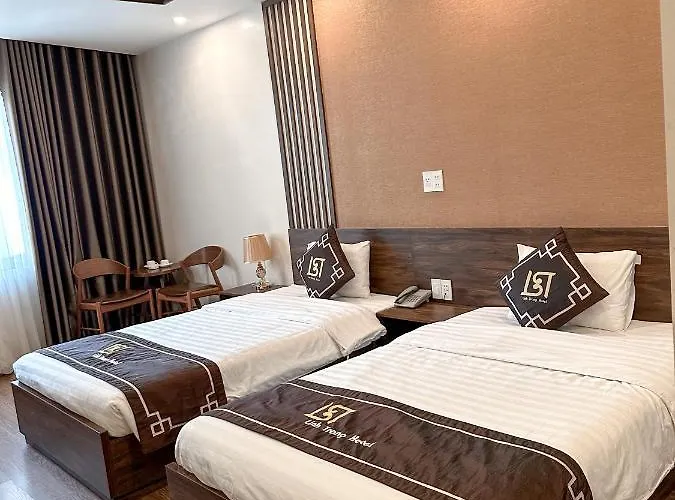 Linh Trang 3* Hạ Long