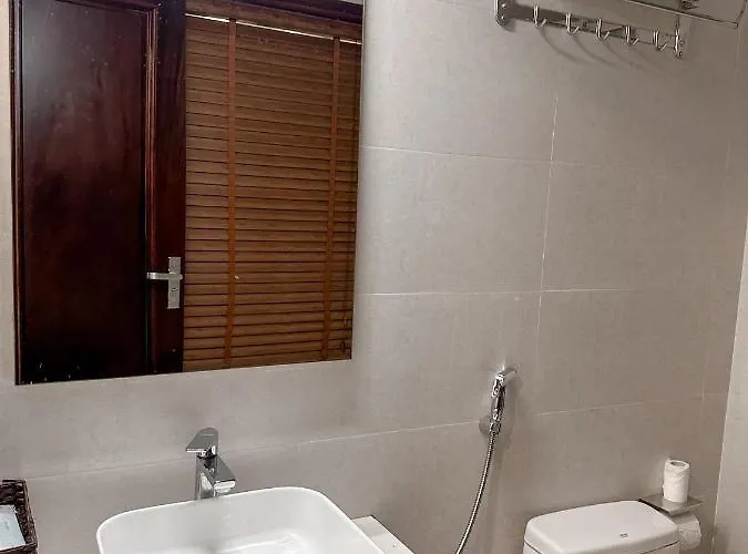 Linh Trang Khách sạn 3*